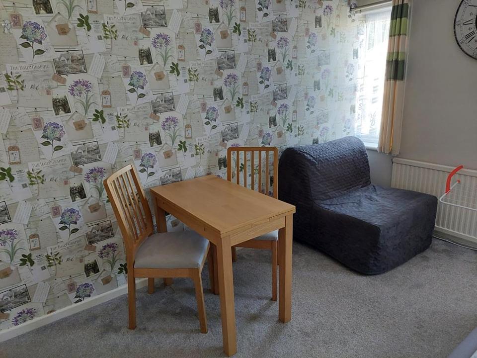 Home Accommodation Southampton Eksteriør bilde