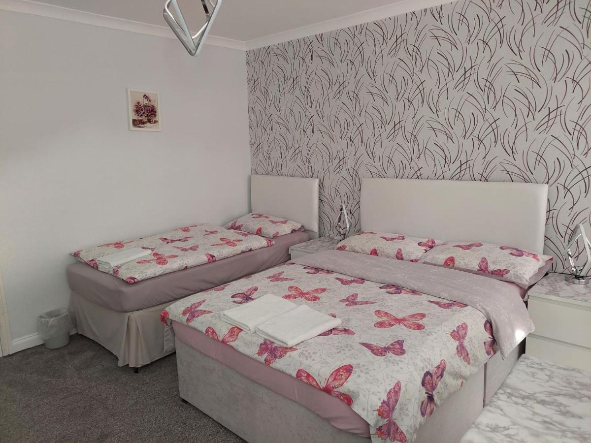 Home Accommodation Southampton Eksteriør bilde