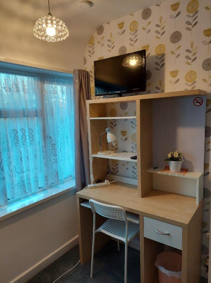 Home Accommodation Southampton Eksteriør bilde