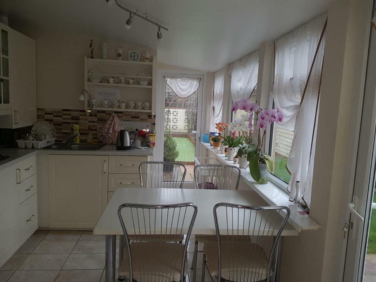 Home Accommodation Southampton Eksteriør bilde