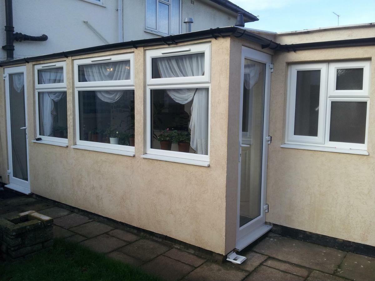 Home Accommodation Southampton Eksteriør bilde